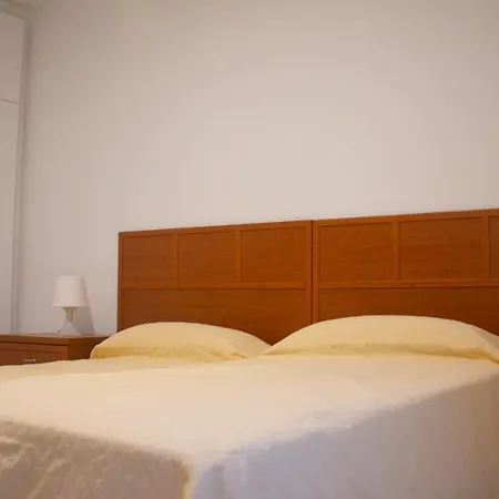 Sta. Eulalia Familias Arysal Apartment *